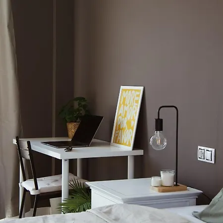 Guest house Banama Coliving & Coworking, Surf & Yoga - Casa Roja