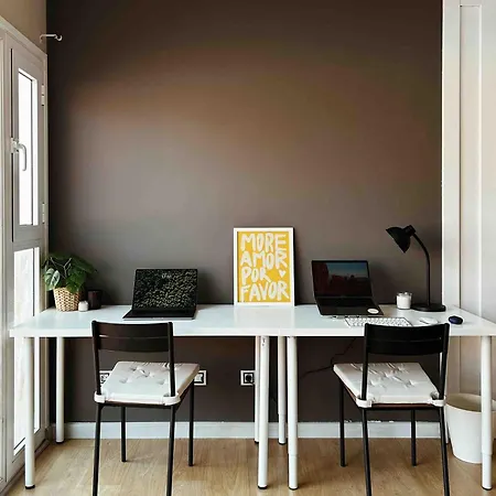 Banama Coliving & Coworking, Surf & Yoga - Casa Roja *