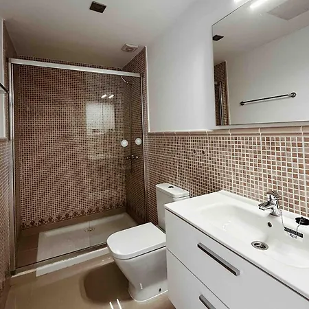 Banama Surfhouse - Coliving Coworking & Yoga Pensión Corralejo