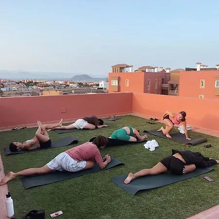 Guest house Banama Coliving & Coworking, Surf & Yoga - Casa Roja *