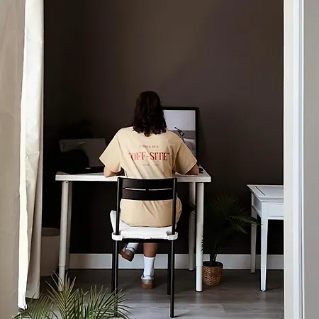 Banama Coliving & Coworking, Surf & Yoga - Casa Roja Guest house *