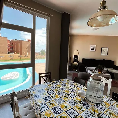 Banama Coliving & Coworking, Surf & Yoga - Casa Roja