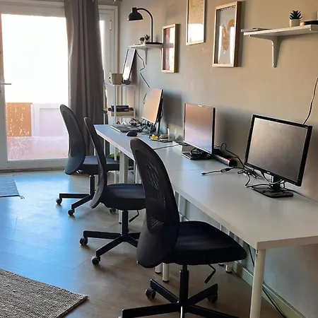 Guest house Banama Coliving & Coworking, Surf & Yoga - Casa Roja Corralejo