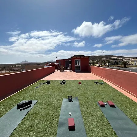 Banama Coliving & Coworking, Surf & Yoga - Casa Roja Corralejo