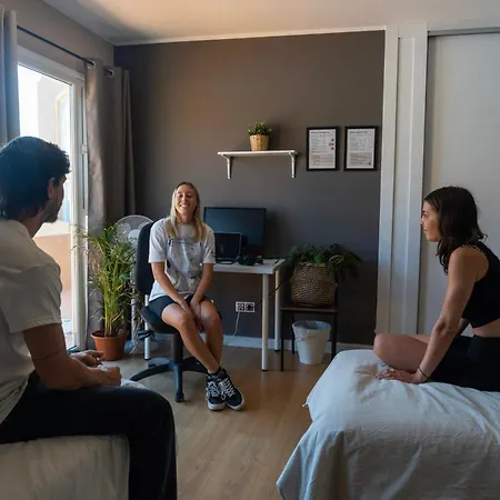 Pensión Banama Surfhouse - Coliving Coworking & Yoga Corralejo