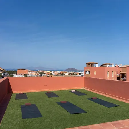 Banama Surfhouse - Coliving Coworking & Yoga Pensión *