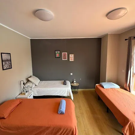 ゲストハウス Banama Surfhouse - Coliving Coworking & Yoga *