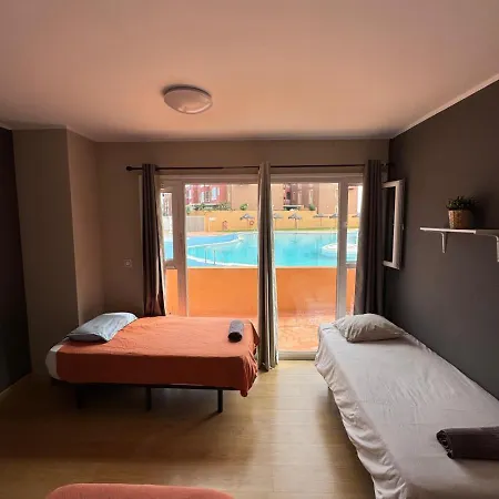 Banama Surfhouse - Coliving Coworking & Yoga * コラレホ