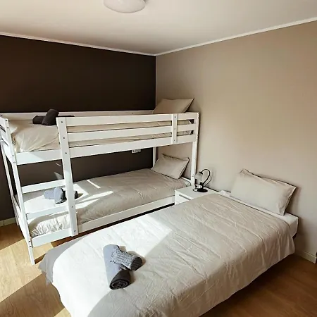 ゲストハウス Banama Surfhouse - Coliving Coworking & Yoga コラレホ